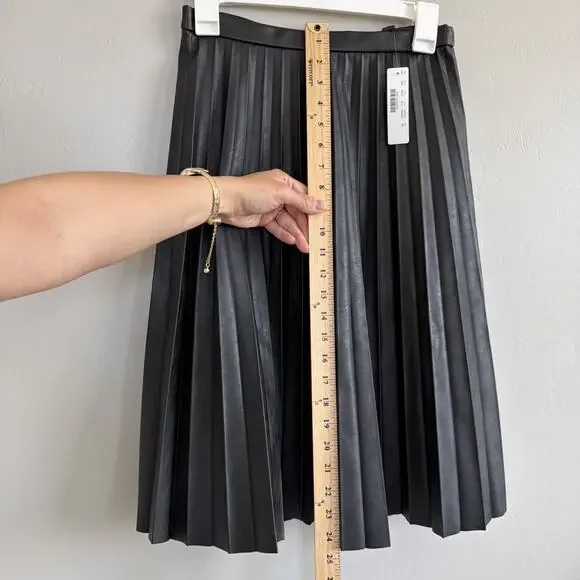NWT J.Crew Women Black Faux Vegan Leather Pleated Knee Length Skirt Size 00 - Picture 8 of 10
